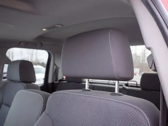 2019 GMC Sierra 1500 Limited SLE - Front and Back Bench Seats - Photo 33