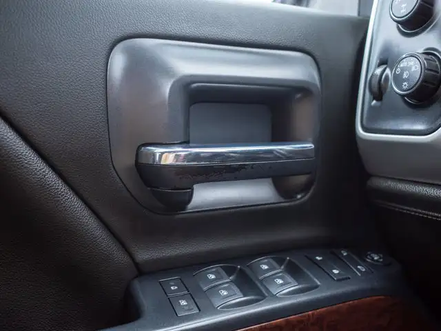 2019 GMC Sierra 1500 Limited SLE - Front and Back Bench Seats - Photo 38