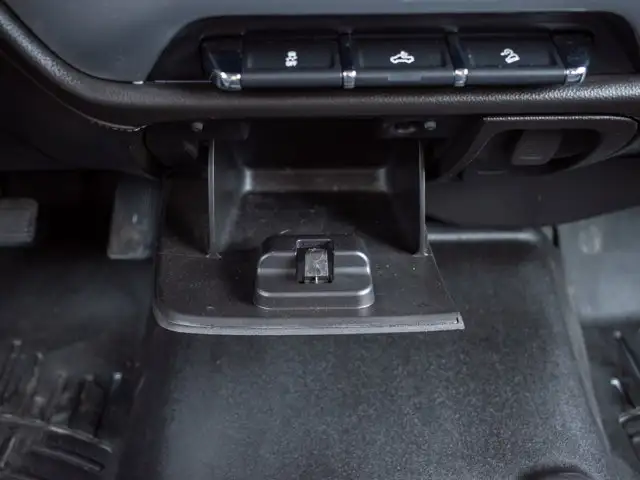 2019 GMC Sierra 1500 Limited SLE - Front and Back Bench Seats - Photo 49