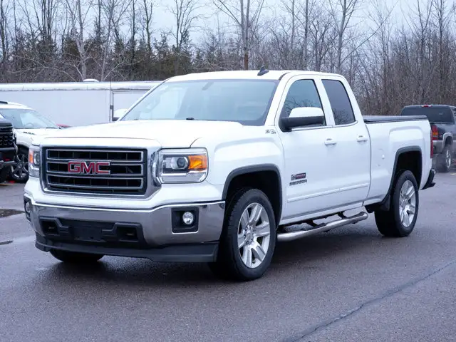 2015 GMC Sierra 1500 SLE - Leather Steering Wheel | Wi-Fi - Photo 4