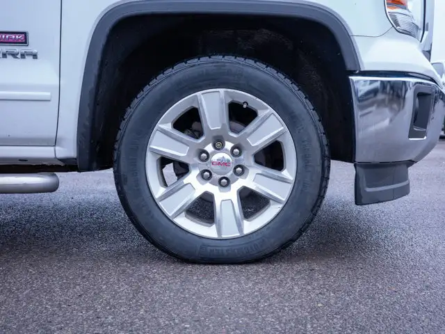 2015 GMC Sierra 1500 SLE - Leather Steering Wheel | Wi-Fi - Photo 11