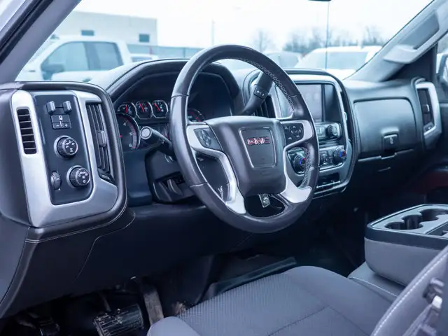 2015 GMC Sierra 1500 SLE - Leather Steering Wheel | Wi-Fi - Photo 31