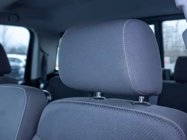 2015 GMC Sierra 1500 SLE - Leather Steering Wheel | Wi-Fi - Photo 34