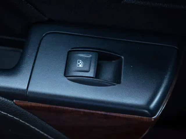 2015 GMC Sierra 1500 SLE - Leather Steering Wheel | Wi-Fi - Photo 56