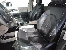 2023 Chrysler Pacifica Touring-L Touring- L| Leather Seats |... - Photo 10