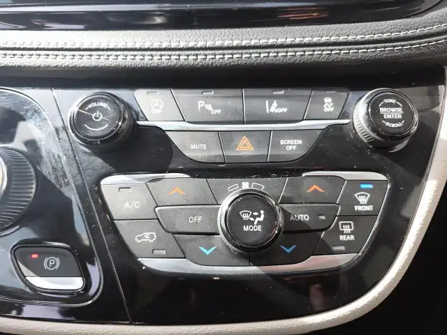 2023 Chrysler Pacifica Touring-L Touring- L| Leather Seats |... - Photo 14