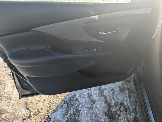 2017 Nissan Murano - Photo 19