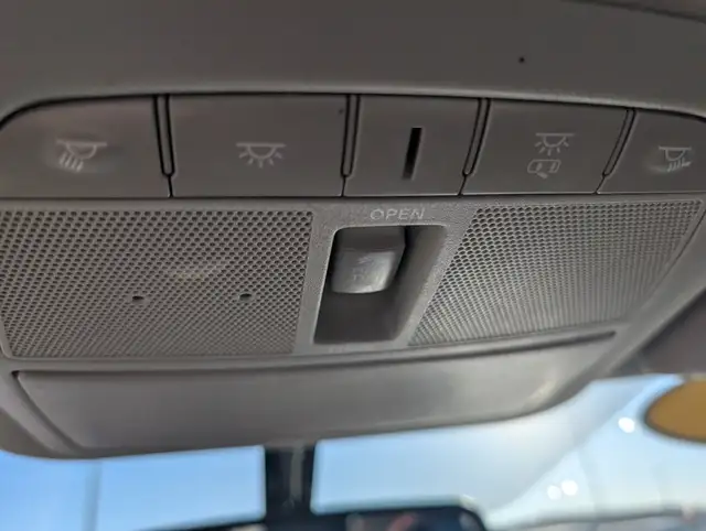 2017 Nissan Murano - Photo 25