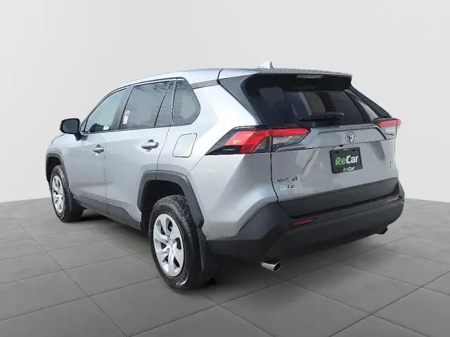 2024 Toyota RAV4 LE LE | Adaptive Cruise | Heated Seats - Photo 6