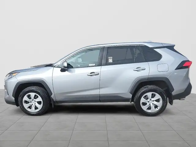 2024 Toyota RAV4 LE LE | Adaptive Cruise | Heated Seats - Photo 7