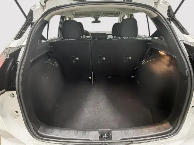 2024 Nissan Kicks SV SV | Adaptive Cruise | Heated Seats