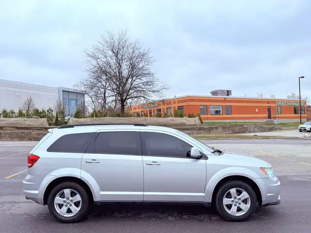 2011 Dodge Journey Front-wheel Drive 4dr Canada Value Pkg - Photo 6