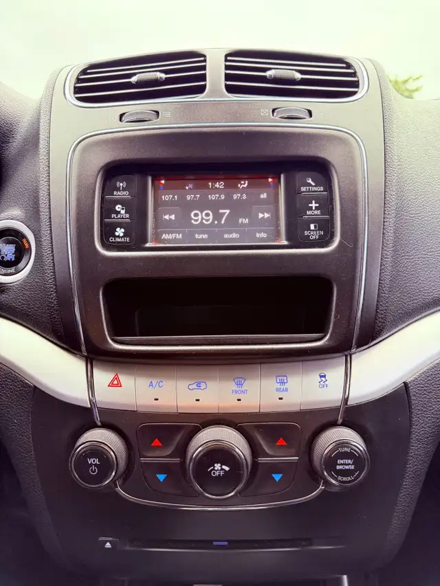 2011 Dodge Journey Front-wheel Drive 4dr Canada Value Pkg - Photo 9