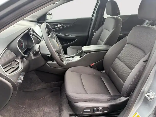 2024 Chevrolet Malibu 1LT 1LT | Save $12,791 vs New - Photo 12