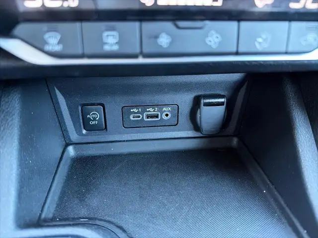 2024 Nissan Sentra SV SV | Dual Climate Control | Heated Seats - Photo 18