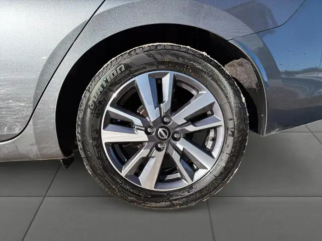 2024 Nissan Versa SV SV | Heated Seats | Blind Spot - Photo 9