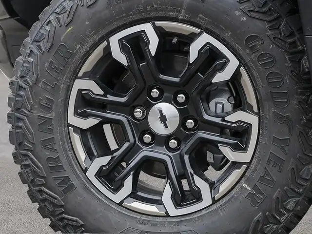 2026 Chevrolet Silverado 1500 - Photo 8