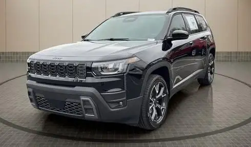 2026 Jeep Cherokee Overland