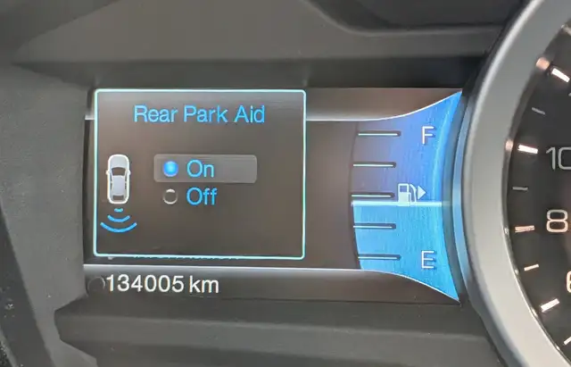 2011 Ford Explorer 4WD 4dr XLT | Sun-roof! | Heated seats! | Cle - Photo 19