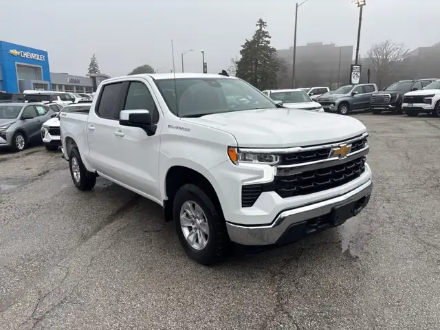2025 Chevrolet Silverado 1500 LT - Photo 12