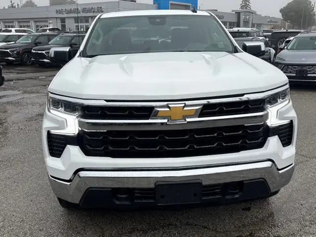 2025 Chevrolet Silverado 1500 LT - Photo 13