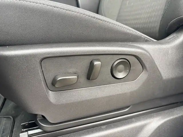 2025 Chevrolet Silverado 1500 LT - Photo 17