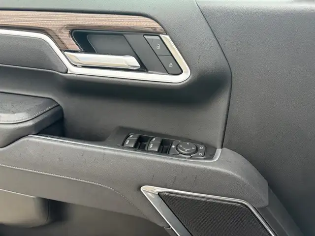 2025 Chevrolet Silverado 1500 LT - Photo 22