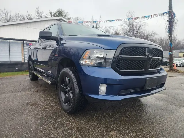 2021 RAM 1500 CLASSIC TRADESMAN - Photo 2