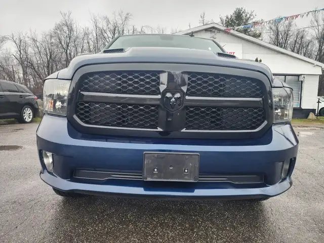 2021 RAM 1500 CLASSIC TRADESMAN - Photo 3