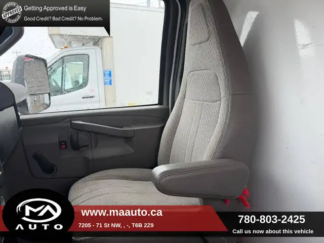 2019 Chevrolet Express Cutaway 3500 16 Feet Cube van - Comes wit - Photo 13