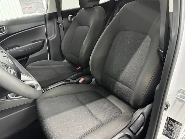 Hyundai Venue Essential A/c Caméra 2021 à vendre - Photo 14