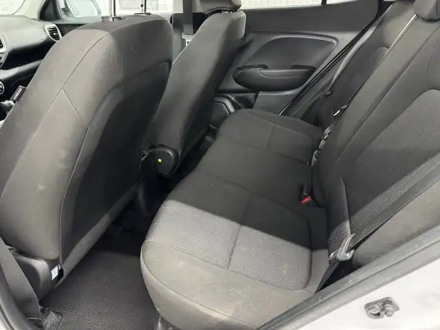 Hyundai Venue Essential A/c Caméra 2021 à vendre - Photo 17