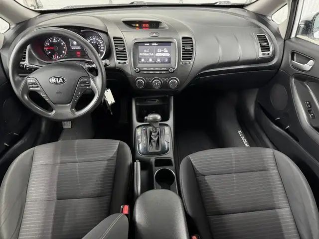 KIA Forte5 LX  2018 à vendre - Photo 19