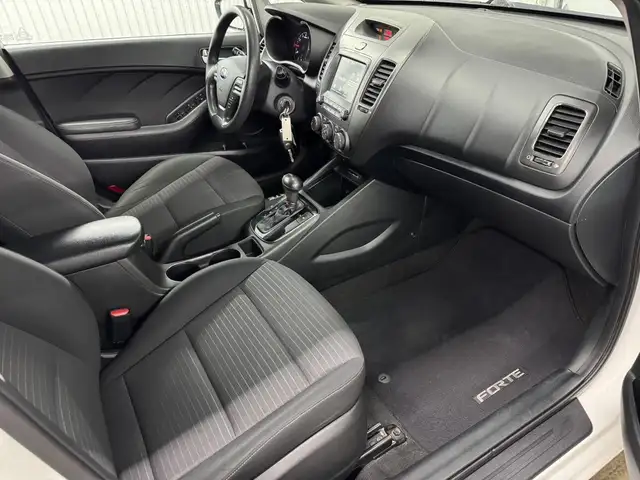 KIA Forte5 LX  2018 à vendre - Photo 23
