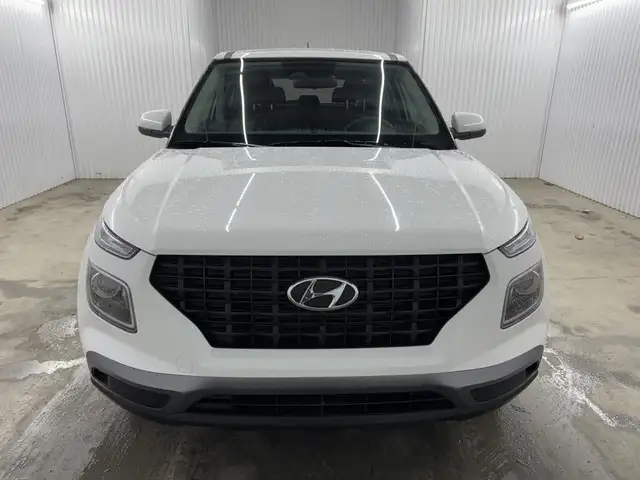 Hyundai Venue Essential 2023 à vendre - Photo 4