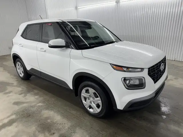 Hyundai Venue Essential 2023 à vendre - Photo 5