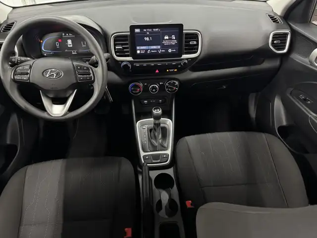 Hyundai Venue Essential 2023 à vendre - Photo 19