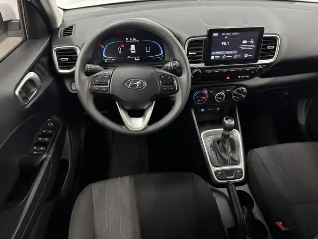Hyundai Venue Essential 2023 à vendre - Photo 20