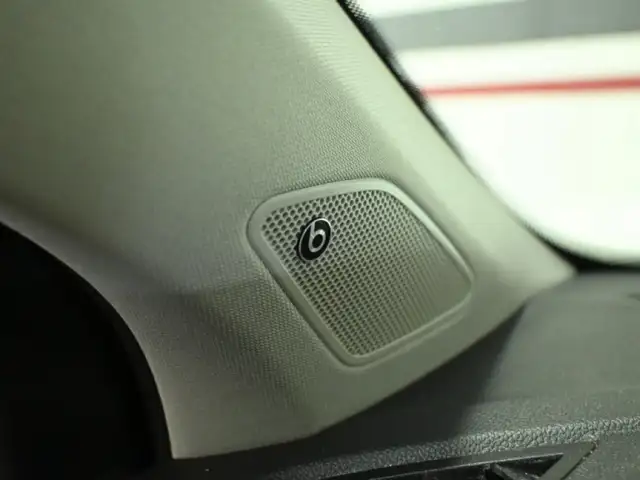 2024 Volkswagen Taos Highline No Accident Leather Panoroof BEATS - Photo 12