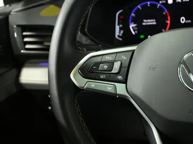 2024 Volkswagen Taos Highline No Accident Leather Panoroof BEATS - Photo 15