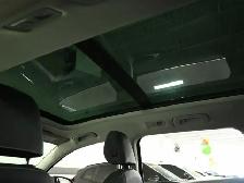 2024 Volkswagen Taos Highline No Accident Leather Panoroof BEATS - Photo 24