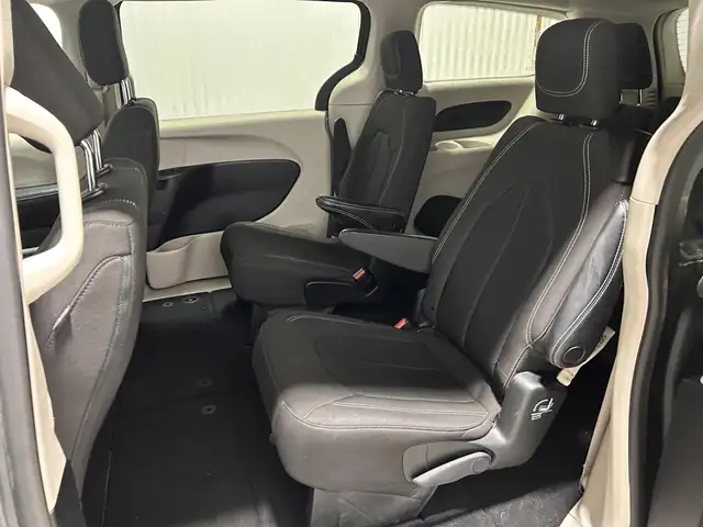 Chrysler Grand Caravan SXT 2RM 2022 à vendre - Photo 16