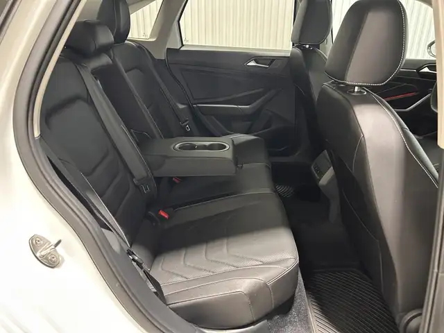 Volkswagen Jetta Highline avec boîte automatique 2022 à vendre - Photo 19