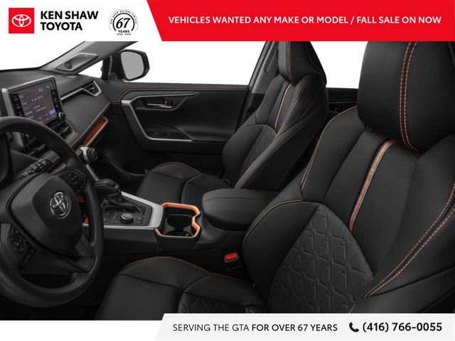 2021 Toyota RAV4 LE - Photo 6