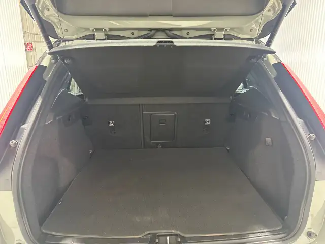 Volvo XC40 Plus Twin Awd 2023 à vendre - Photo 10