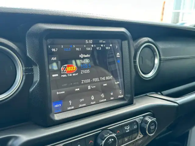 2018 Jeep Wrangler Unlimited Sahara Sahara| Low Kilometres|On... - Photo 15