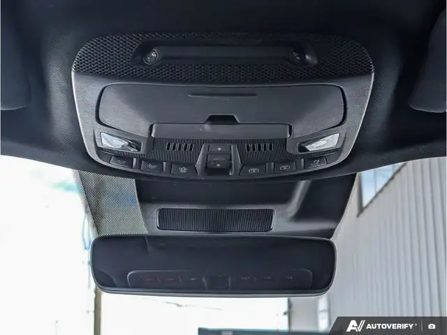 2021 Lincoln Navigator L - Photo 18