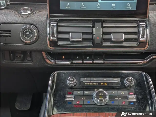 2021 Lincoln Navigator L - Photo 24