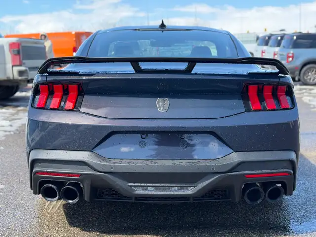 2026 Ford Mustang DARK HORSE | DARK HORSE APPEARANCE PACKAGE - Photo 10