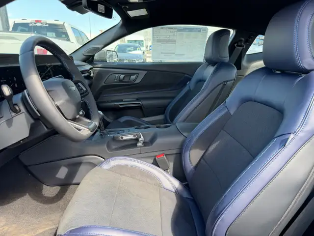 2026 Ford Mustang DARK HORSE | DARK HORSE APPEARANCE PACKAGE - Photo 17